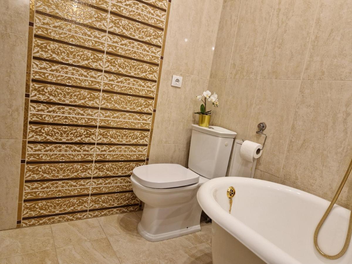 Lovely Apartment In Tallinn Old Town Extérieur photo