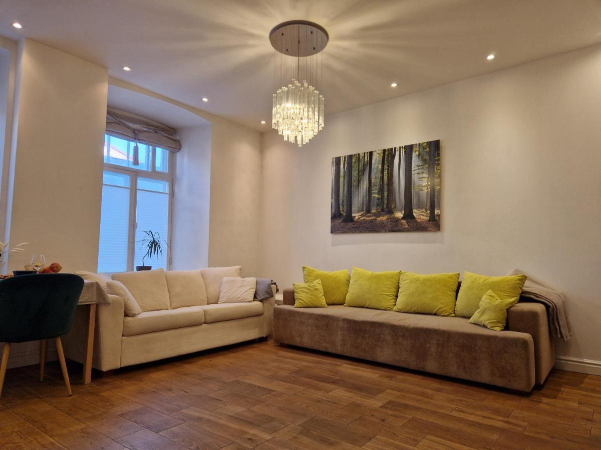 Lovely Apartment In Tallinn Old Town Extérieur photo