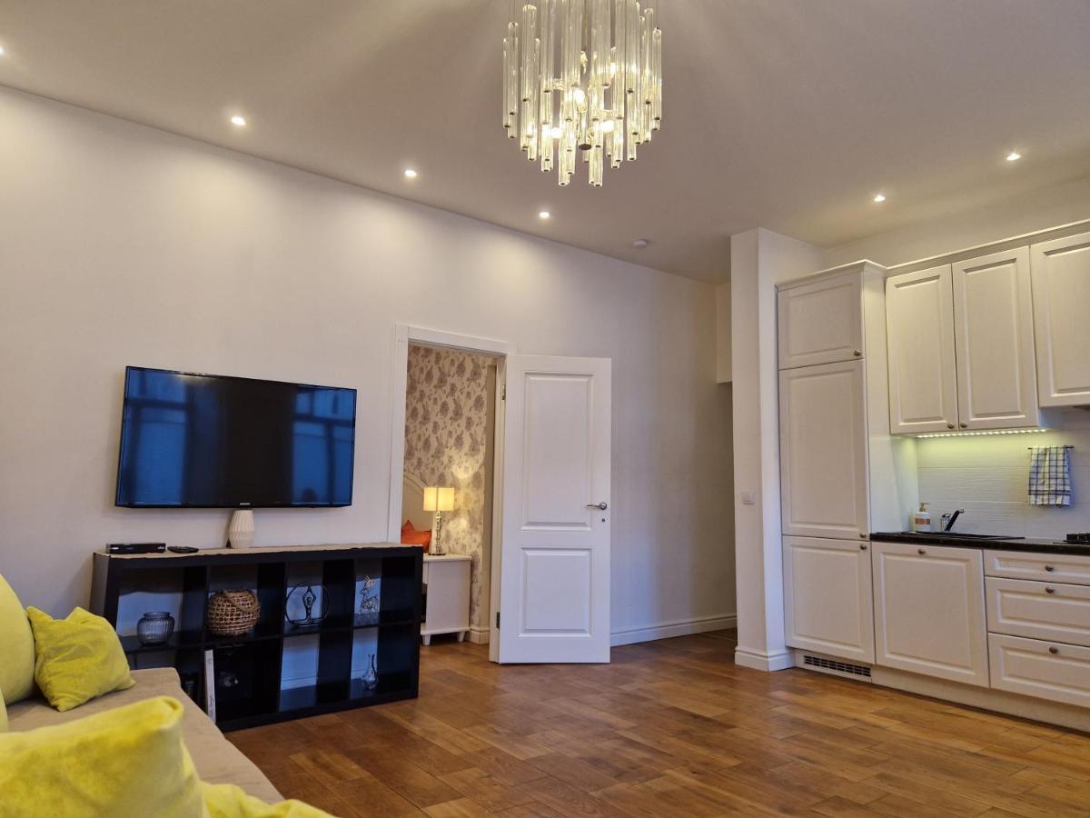 Lovely Apartment In Tallinn Old Town Extérieur photo