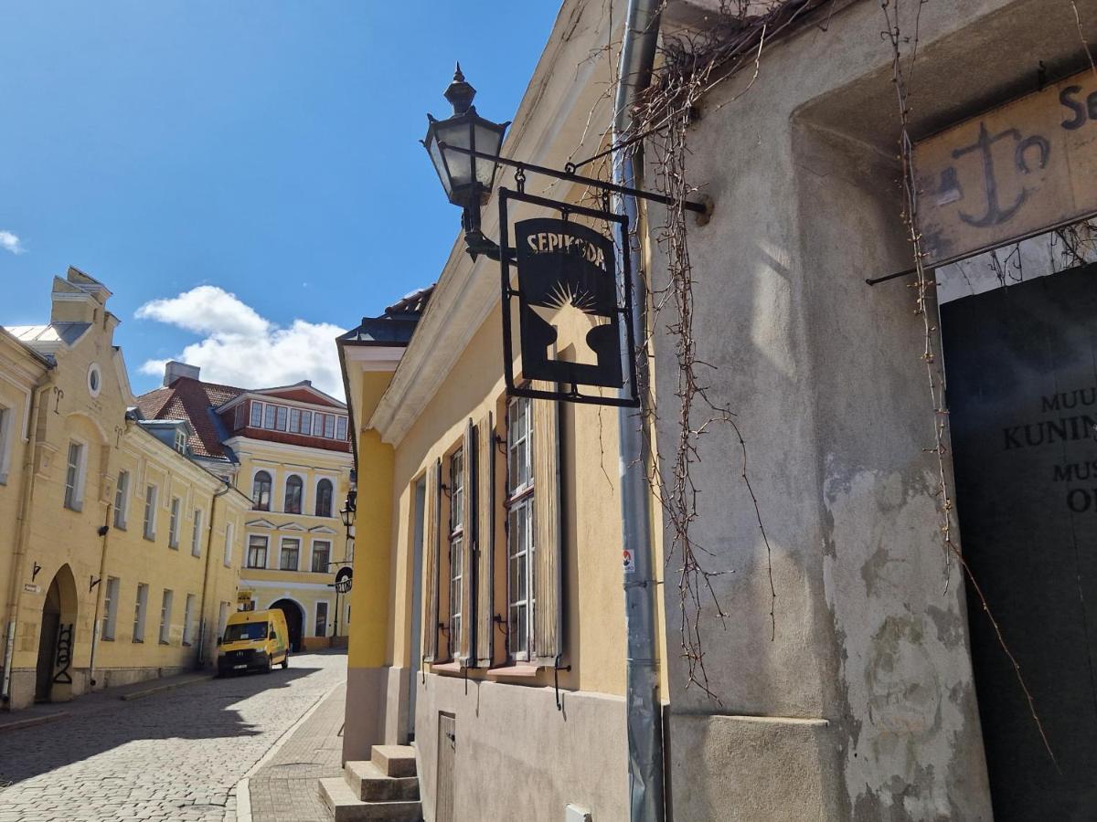 Lovely Apartment In Tallinn Old Town Extérieur photo